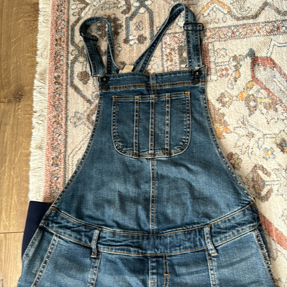 Maternity overalls